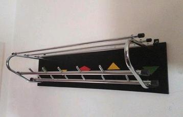 Wandkapstok uit de sixties. 80 cm breed. Coat rack. beschikbaar voor biedingen