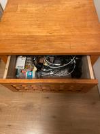 Houten nachtkastje/bijzettafel, Ophalen, 55 tot 70 cm, Zo goed als nieuw, 45 tot 65 cm