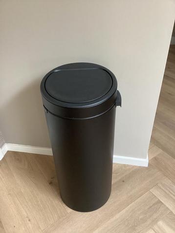 Brabantia prullenbak touch bin mat zwart 30 liter beschikbaar voor biedingen