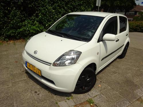 Daihatsu Sirion 2 1.0-12V Trend MET JAAR APK, Auto's, Daihatsu, Bedrijf, Te koop, Sirion, ABS, Airbags, Centrale vergrendeling