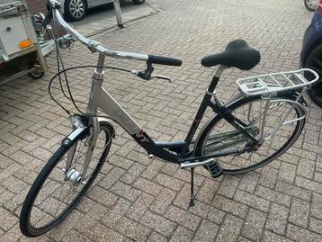Giant damesfiets – in goede staat beschikbaar voor biedingen