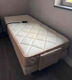 Elektrisch verstelbaar bed met boxspring bodem en topper, Huis en Inrichting, Slaapkamer | Boxsprings, Ophalen, Gebruikt, 90 cm