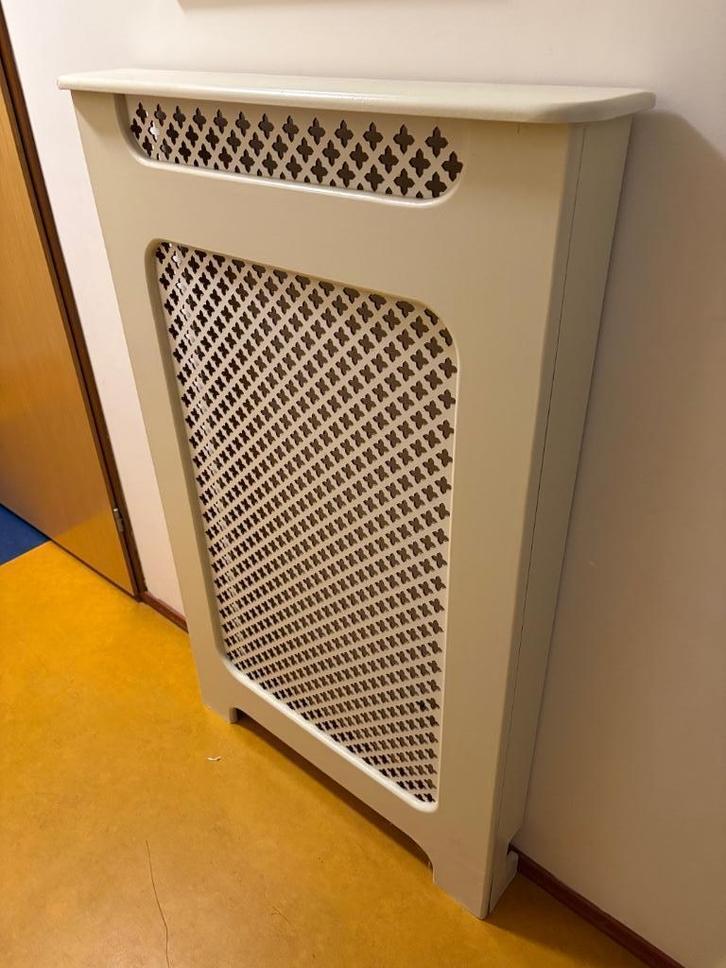 Radiatorscherm, Huis en Inrichting, Woonaccessoires | Kamerschermen, Zo goed als nieuw, Ophalen of Verzenden