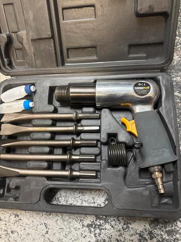 Powerplus Luchthamer met Beitels beschikbaar voor biedingen