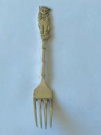 Verzilverd (kinder)vorkje H. Hooijkaas - poezenafbeelding, Antiek en Kunst, Ophalen of Verzenden