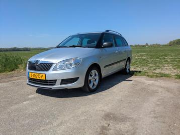 Skoda Fabia 1.2 TSI 77KW Combi 2011 Grijs (Nieuwe koppeling) beschikbaar voor biedingen