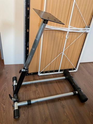 Wheel Stand Pro race standaard beschikbaar voor biedingen
