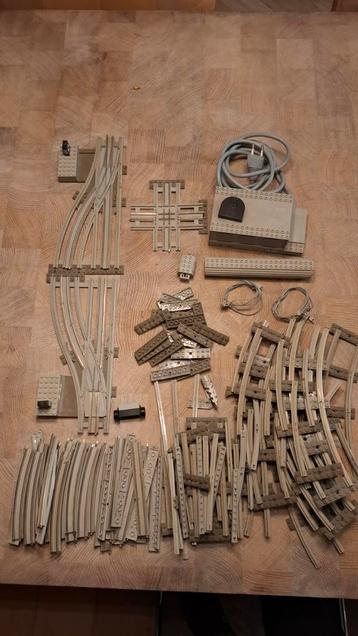 Oude Lego 12V Spoorweg beschikbaar voor biedingen