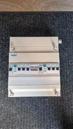 Hager Groepenkast Groepenverdeler Meterkast, Doe-het-zelf en Verbouw, Elektra en Kabels, Ophalen of Verzenden, Gebruikt, Overige typen
