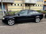 Audi A4 2.0 96KW 2004 Zwart (benzine), Stof, Beige, 4 cilinders, 1984 cc