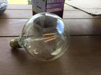 2 nieuwe Philips LED Classic Ledlampen dimbaar, Led-lamp, Minder dan 30 watt, Nieuw, Dimbaar