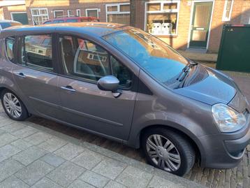 Renault Grand Modus 1.6 16V AUT 2010 Grijs beschikbaar voor biedingen