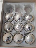 9 Oude, glazen gedecoreerde zilverkleurige kerstballen.Retro, Ophalen of Verzenden, Gebruikt