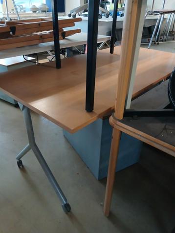 Bureau tafel op wielen