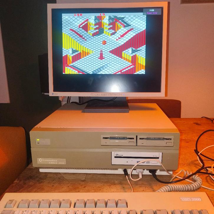 Zeer complete Amiga 2000 set in zeer goede staat, Computers en Software, Vintage Computers, Ophalen