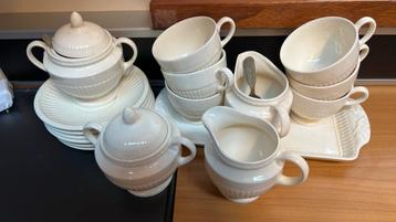 Wedgwood servies beschikbaar voor biedingen