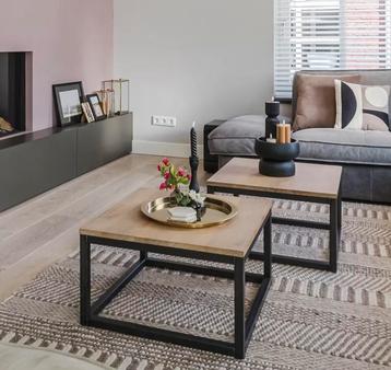 Salon tafel eiken hout stalen coat beschikbaar voor biedingen