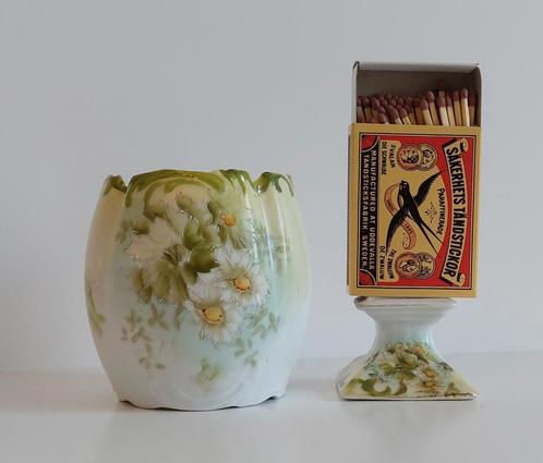 Porseleine rokerset uit Engeland 2 delig 19de eeuw., Antiek en Kunst, Antiek | Keramiek en Aardewerk, Ophalen of Verzenden