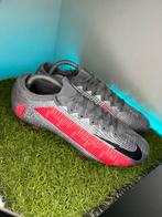 Nike Mercurial Vapor 13 Elite FG - "Neighborhood", Schoenen, Zo goed als nieuw, Maat M, Ophalen of Verzenden