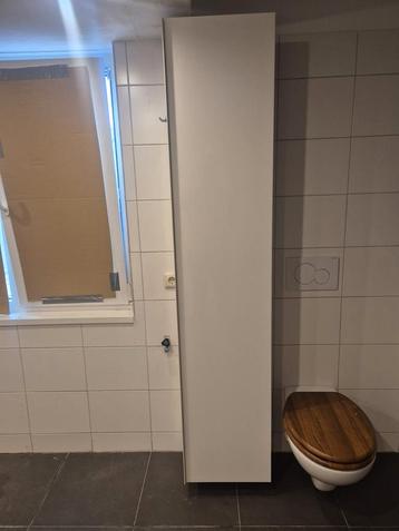 Hoogglans wit badkamer meubel 