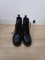 Dr. Martens, Ophalen of Verzenden, Zo goed als nieuw