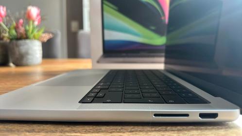 Zgan! MacBook Pro M3 - 2023 14 inch - 77 laadcycli, Computers en Software, Apple Macbooks, Zo goed als nieuw, MacBook Pro, 13 inch