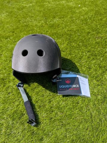 Liquid Force Wakeboard Helm - Maat S beschikbaar voor biedingen