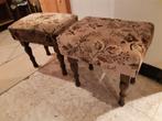 vintage ,houten voetbank met de originele stof 3 stuks., Antiek en Kunst, Antiek | Meubels | Stoelen en Banken, Ophalen