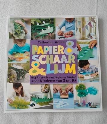 Knutselboek papier & schaar & lijm beschikbaar voor biedingen