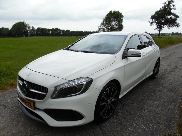 Mercedes-Benz A-Klasse A180 Prestige/Navi/Airco/PDC/APK, Auto's, Mercedes-Benz, Bedrijf, A-Klasse, ABS, Adaptieve lichten, Airbags