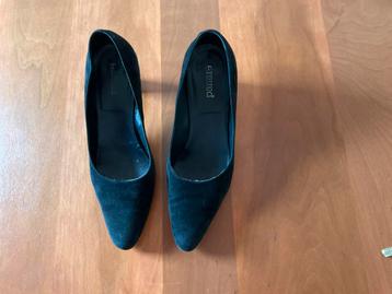 Panara zwart suède pumps maat 39 Pauw beschikbaar voor biedingen