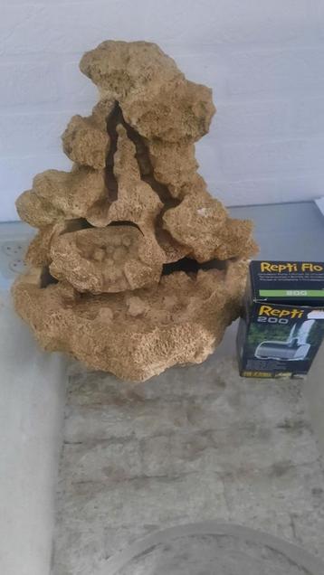 WATERVAL LARGE beschikbaar voor biedingen