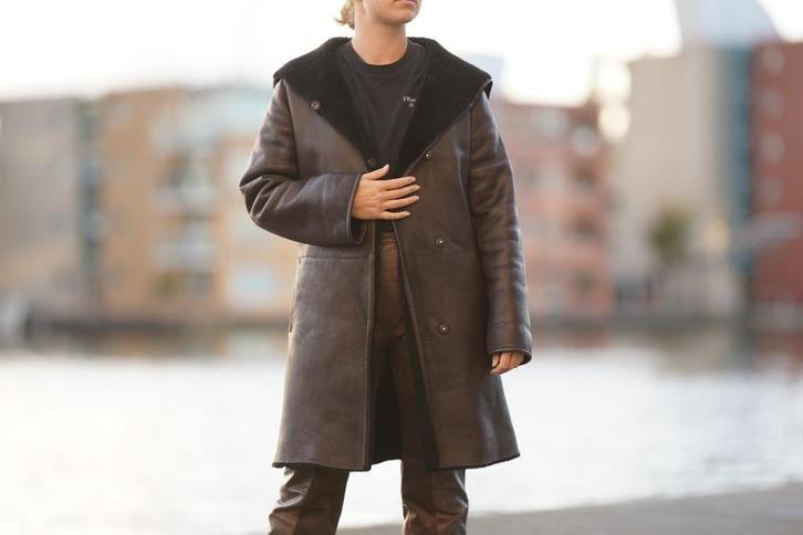Yves Salomon lammy / shearling jas met capuchon, Kleding | Dames, Jassen | Winter, Zo goed als nieuw, Maat 36 (S), Bruin, Ophalen of Verzenden