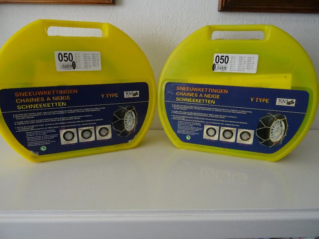 2 hagelnieuwe sneeuwkettingen, Ophalen of Verzenden, Nieuw
