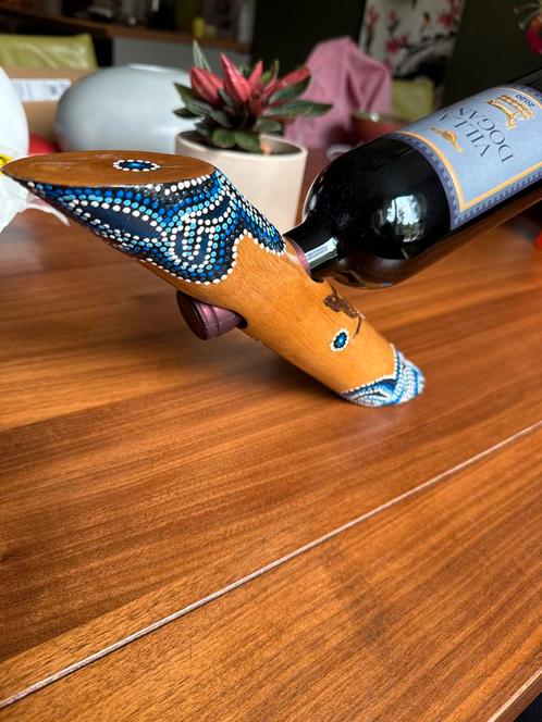 Houten Wijnstandaard  Aboriginal Kunst, Huis en Inrichting, Woonaccessoires | Wijnrekken, Gebruikt, Minder dan 50 cm, Hout, Minder dan 5 flessen