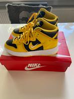Nike Dunks High Up, Kleding | Dames, Schoenen, Ophalen, Geel, Nike, Sneakers of Gympen
