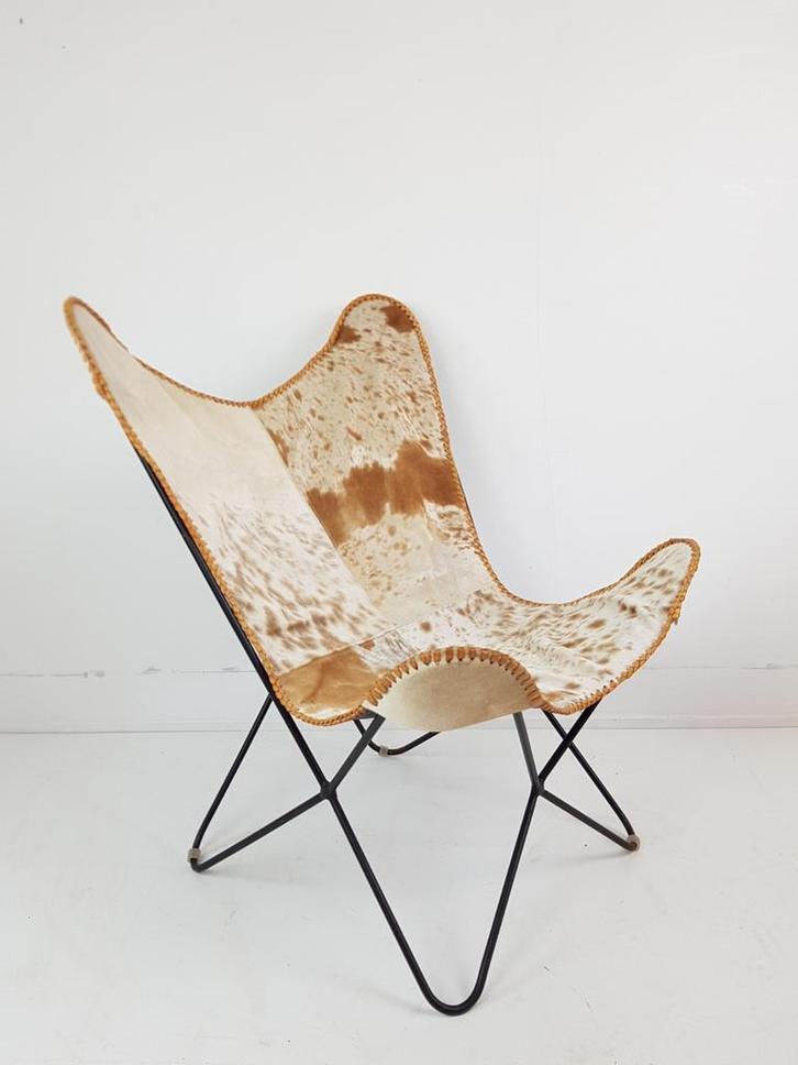 Butterfly chair | vlinder fauteuil leer koeienhuid leer, Huis en Inrichting, Fauteuils, Gebruikt, Leer, 50 tot 75 cm, 75 tot 100 cm