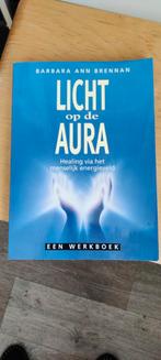 Barbara Ann Brennan - Licht op de aura, Boeken, Ophalen of Verzenden, Zo goed als nieuw, Barbara Ann Brennan