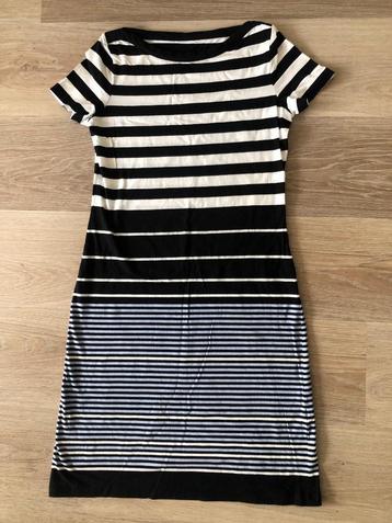 Tricot jurk, blauw, zwart, off white gestreept mt 40 beschikbaar voor biedingen
