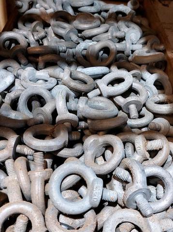 Schroefoog/Hijsoog M10 beschikbaar voor biedingen