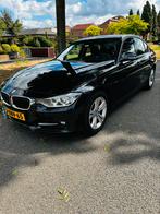 BMW 3-Serie AUT 2014 Zwart, Automaat, 74 €/maand, 4 cilinders, Zwart