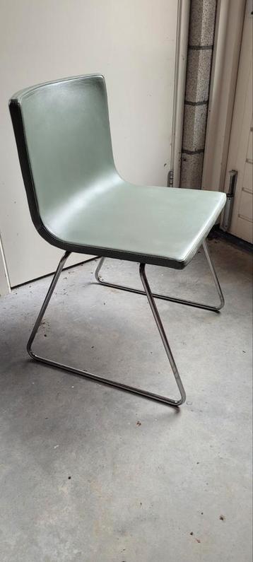 4 stoelen Ikea type Bernard. Leren bekleding. beschikbaar voor biedingen