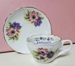 Kop en schotel January Januari maand cadeau idee verjaardag, Ophalen of Verzenden, Zo goed als nieuw, Porselein, Kop en/of schotel