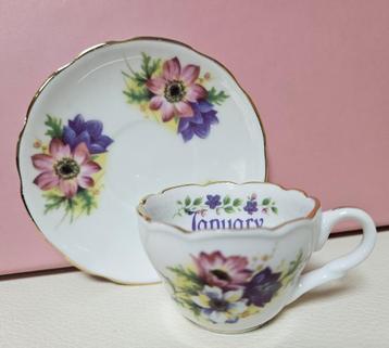 Kop en schotel January Januari maand cadeau idee verjaardag beschikbaar voor biedingen