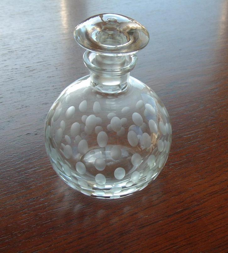 oud sierlijk klein karafje karaf olijfslijpsel, Antiek en Kunst, Curiosa en Brocante, Ophalen of Verzenden