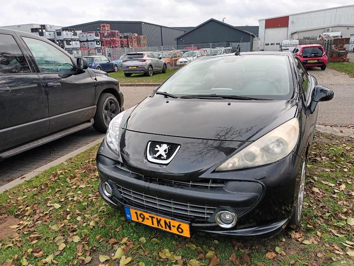 Peugeot 207 1.6 16V CC 88KW 2007 Zwart, Auto's, Peugeot, Bedrijf, Benzine, C, Cabriolet, Handgeschakeld, Geïmporteerd, Zwart, Voorwielaandrijving
