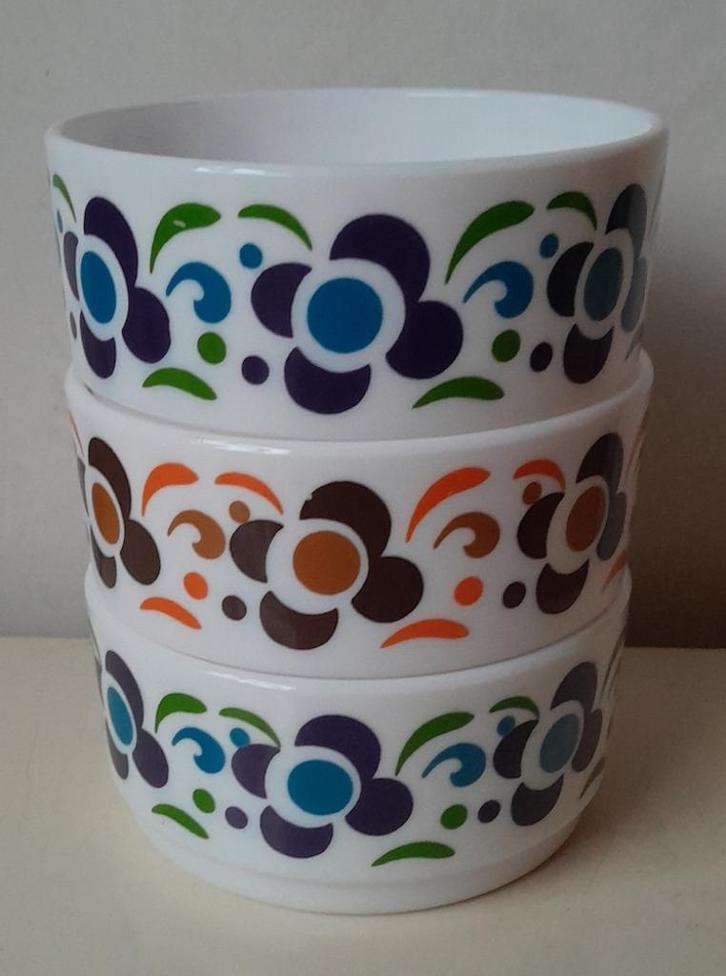 3 Vintage Arcopal Lotus Knorr schaaltjes, Huis en Inrichting, Keuken | Servies, Gebruikt, Schaal of Schalen, Overige stijlen, Glas