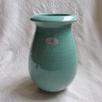 Vaas keramiek mintgroen 25 cm, Aardewerk of Porselein, Ophalen of Verzenden, Zo goed als nieuw, Minder dan 50 cm