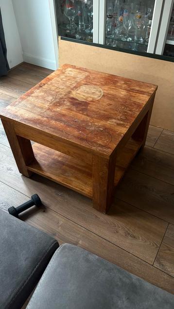 Houten Bijzettafel / Salontafel beschikbaar voor biedingen