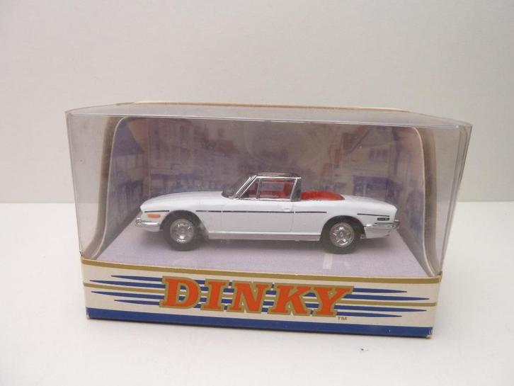 Triumph Stag  1969  ''  Matchbox-Dinky '', Hobby en Vrije tijd, Modelauto's | 1:43, Zo goed als nieuw, Auto, Overige merken, Ophalen of Verzenden
